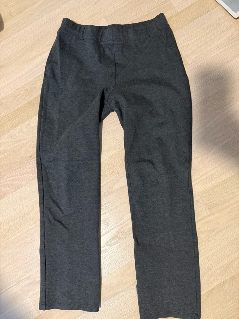 Quince Women's Charcoal Straight-Leg pull on Stretch Pants